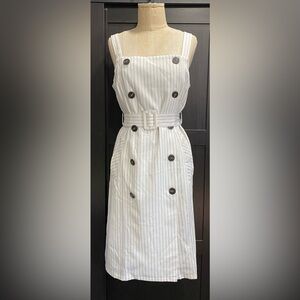 Striped knee-high striped dress.